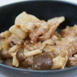 ホットクック レシピ#46：夏バテ対策にもってこい！ 「豚バラと玉ねぎ・しめじの醤油麹炒め」で醤油麹の凄さを再認識した