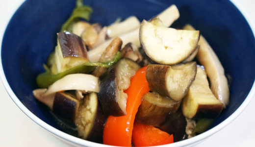 ホットクック レシピ#77：基本の「勝間流 たっぷり野菜の蒸し煮（ブレイズ）」で気分は正座