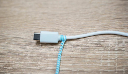 ケーブルプロテクターで大事なケーブルを守るの巻