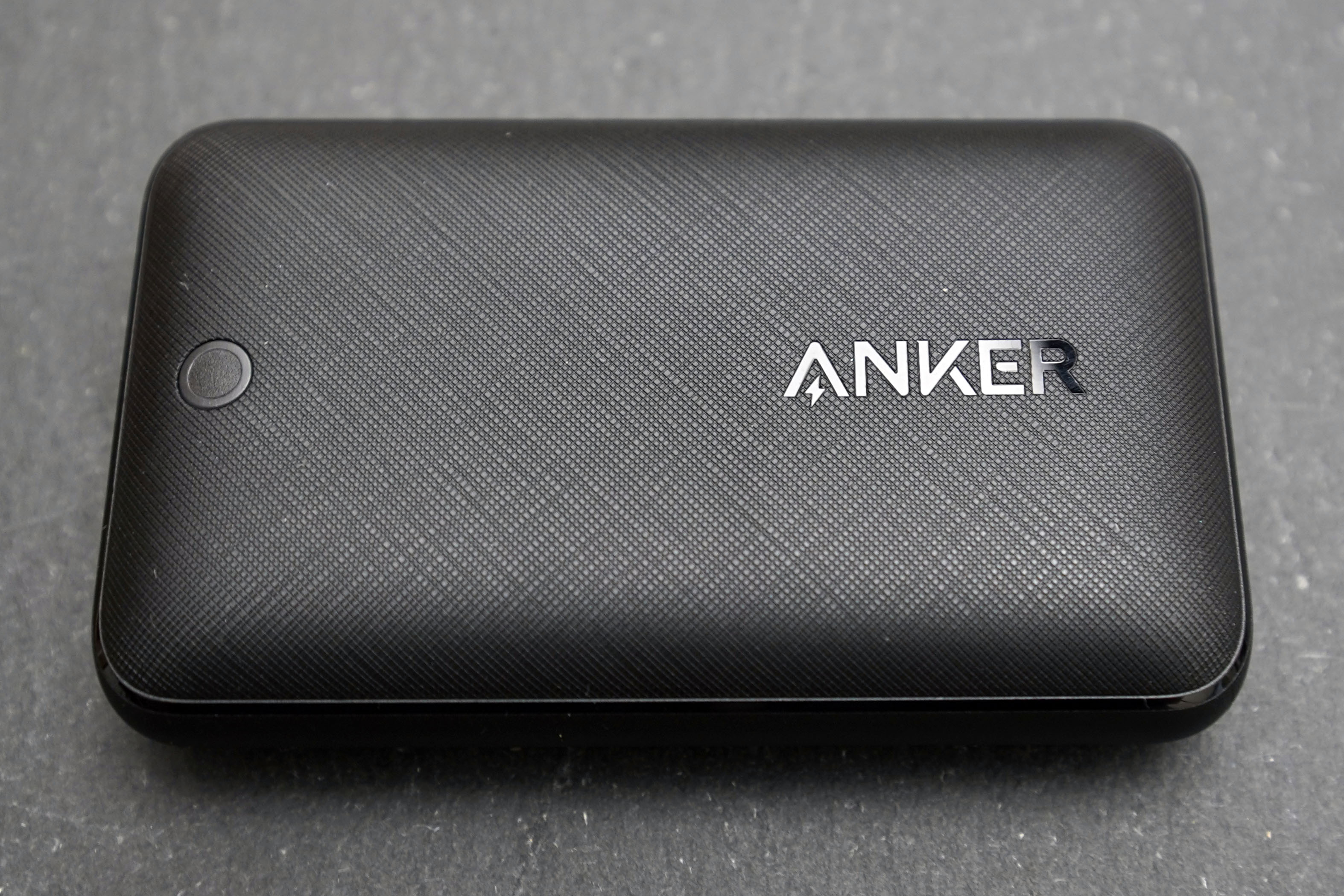 Anker PowerPort Atom III Slim 正面