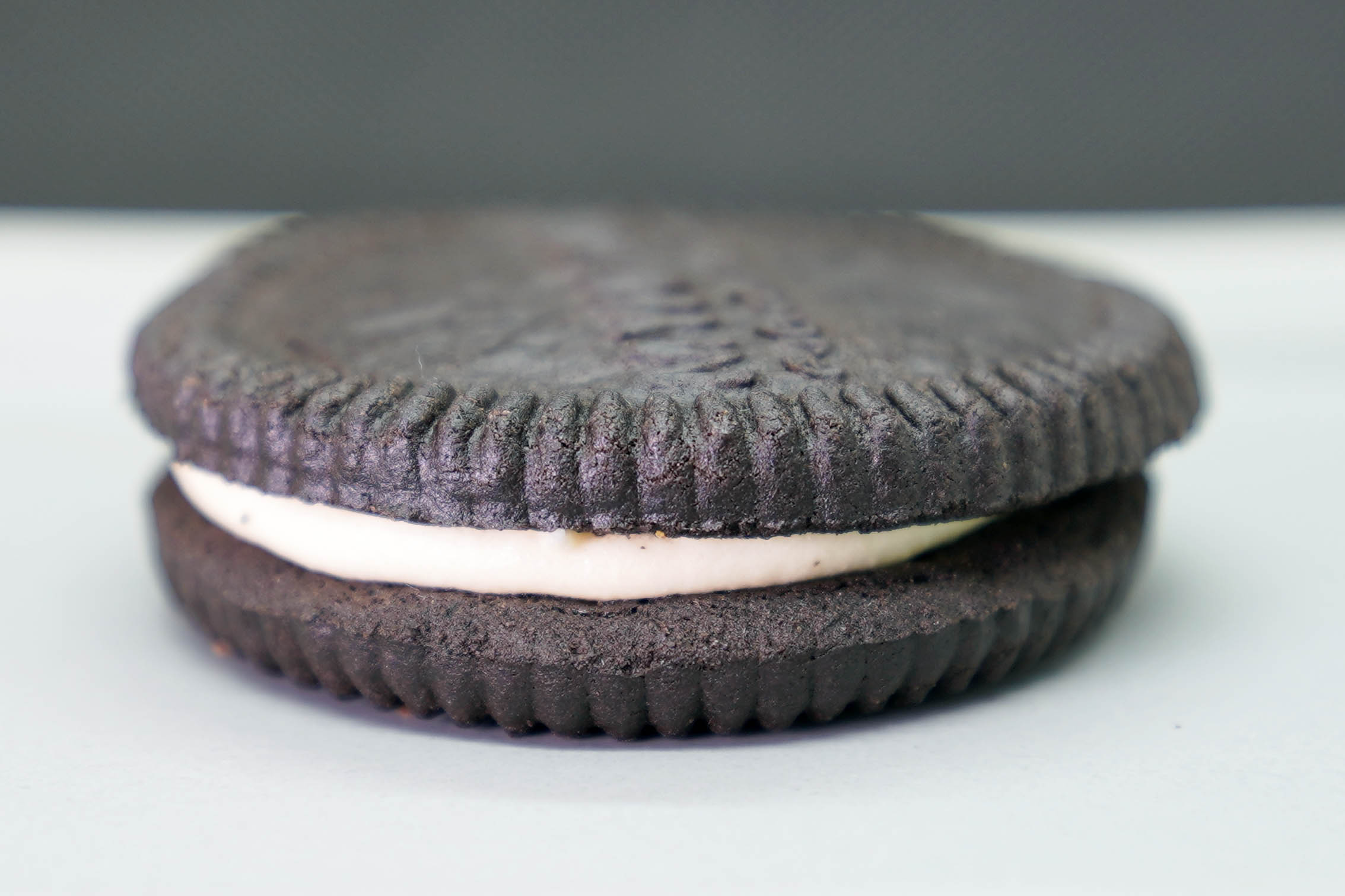 プロテイン サンドイッチ クッキー 真横からのカット