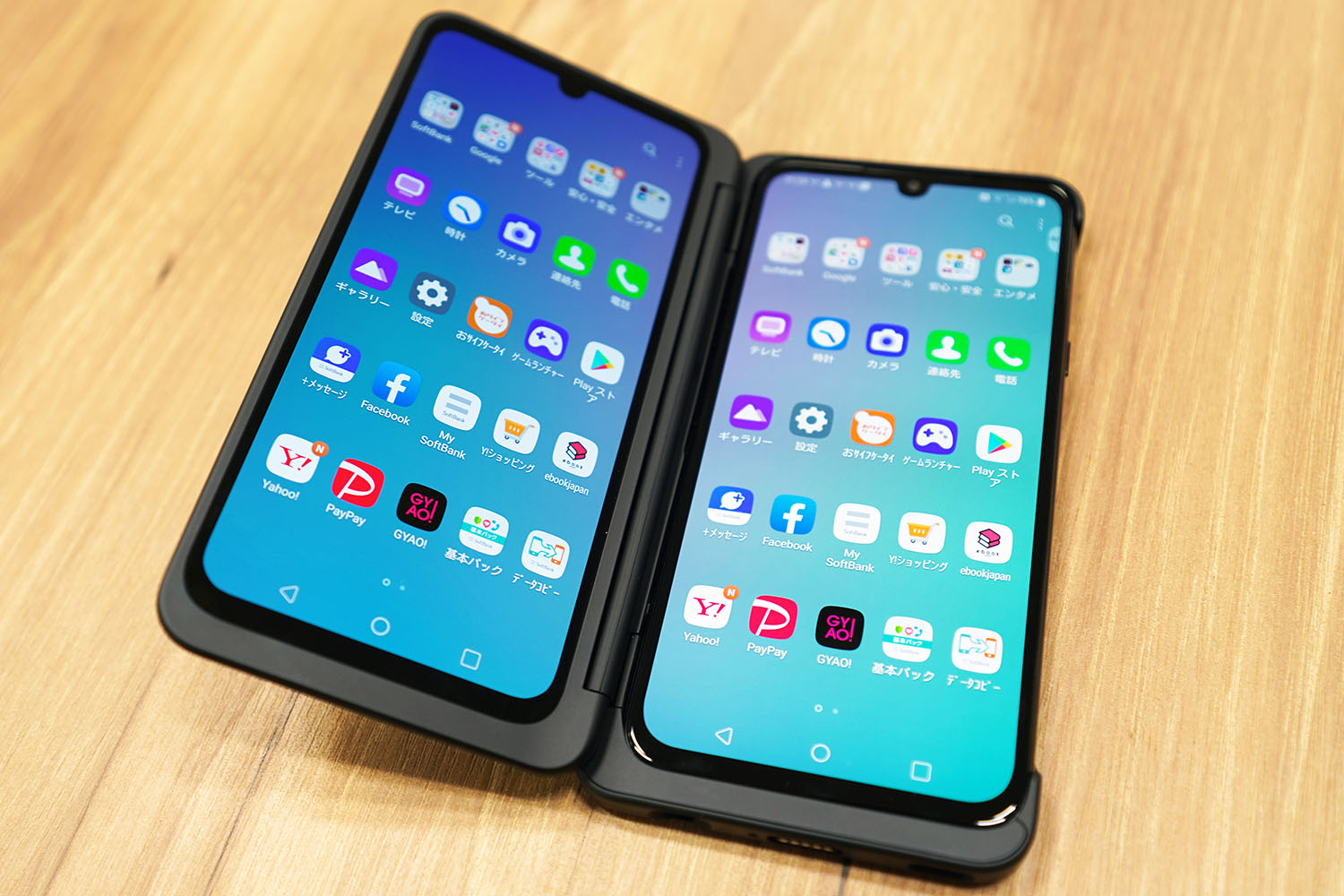LG G8X ThinQ:2画面表示の様子