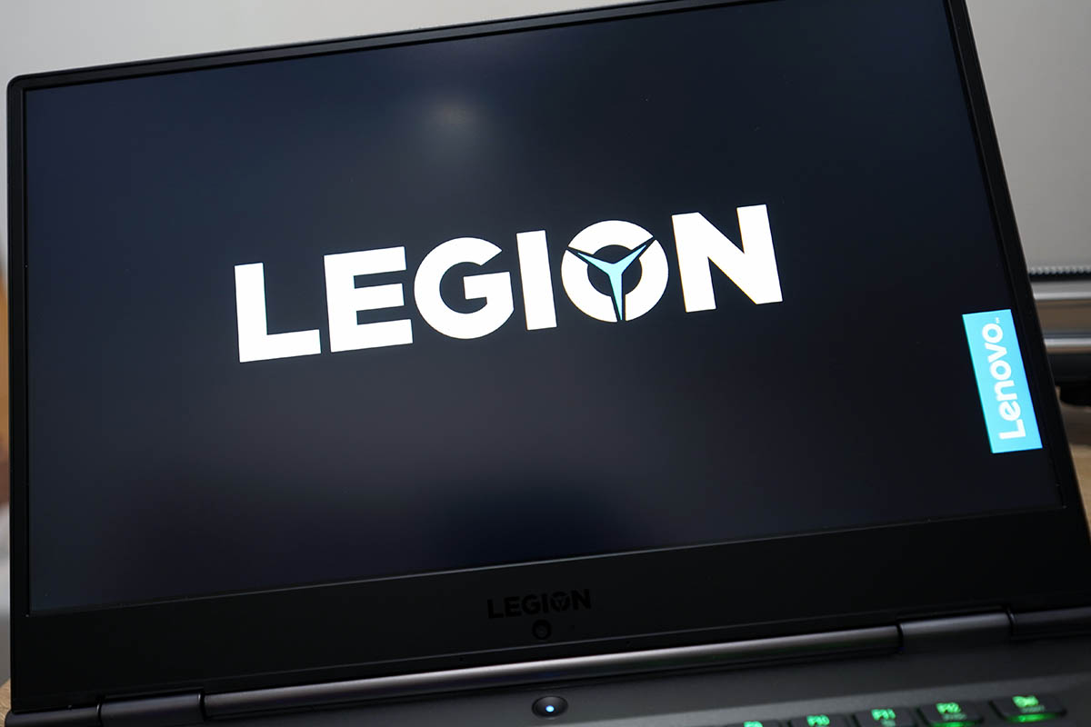 Legion Y740(15):スタートアップ画面