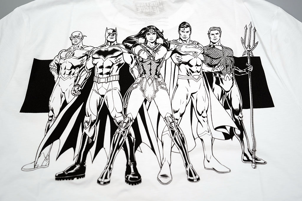 ジャスティスリーグ スーパーヒーロー コラボ Tシャツ背面