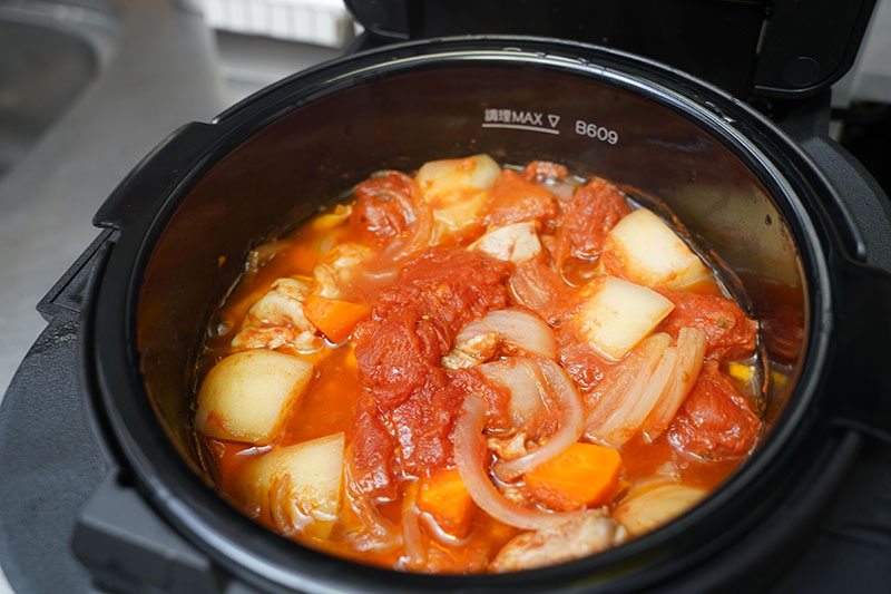 鶏肉のトマト煮込み完成